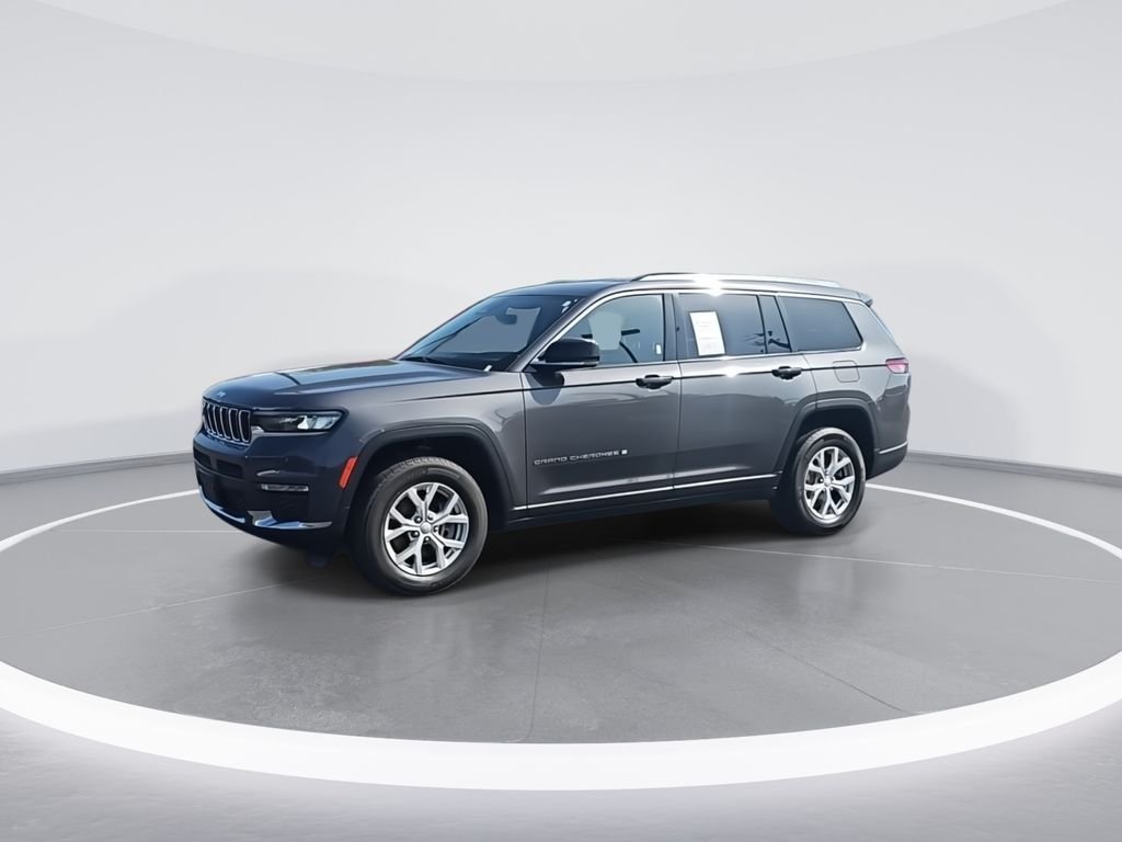 Used 2023 Gray Jeep Limited image 5
