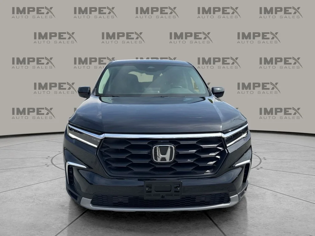 Used 2025 Black Honda EX-L image 8