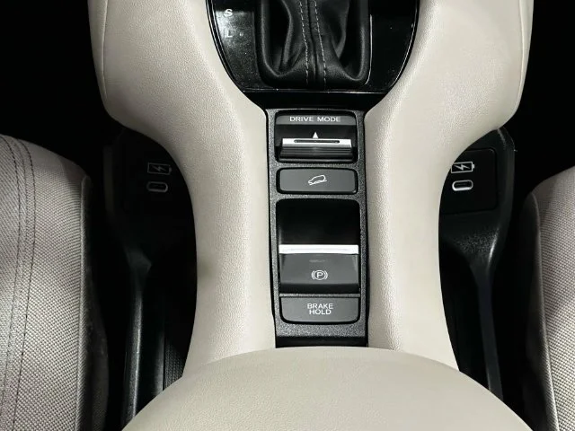 2024 Honda HR-V LX - Photo 20