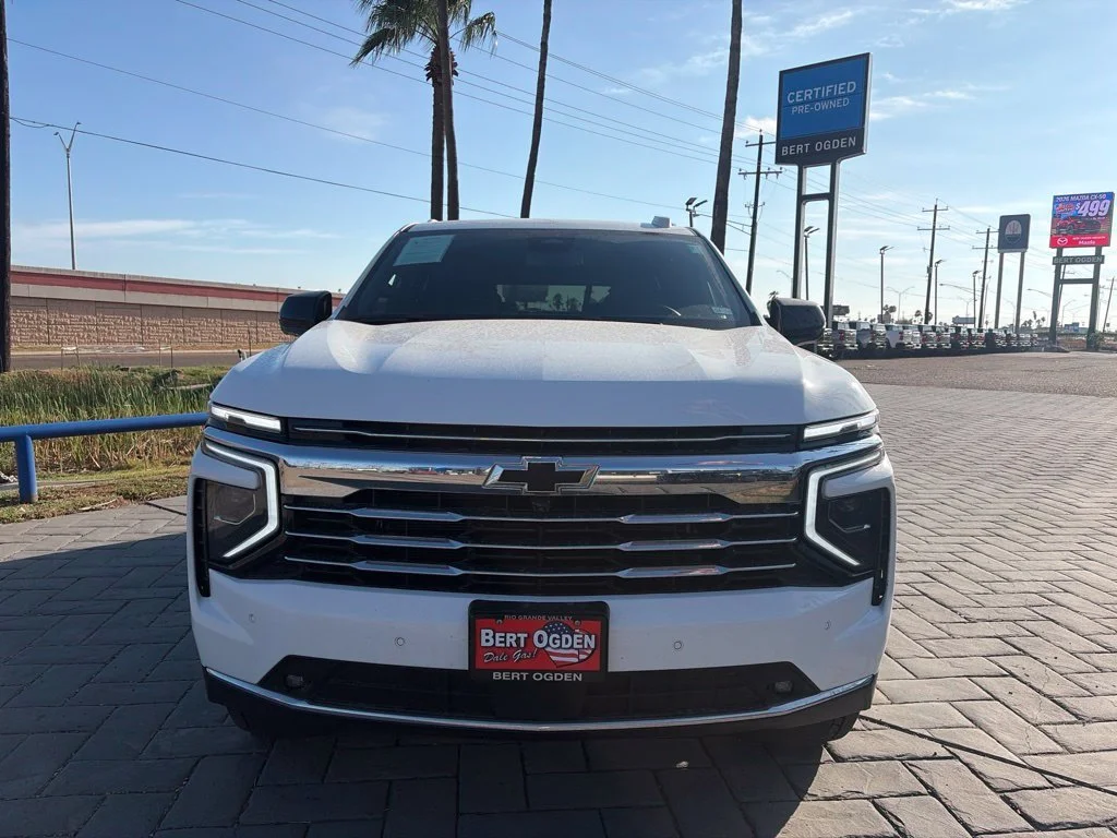 Used 2026 Summit White Chevrolet LT image 2