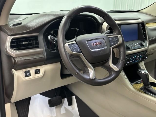 Used 2018 White GMC Denali image 25