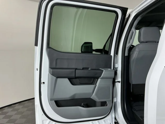 New 2026 Oxford White Ford XL image 26