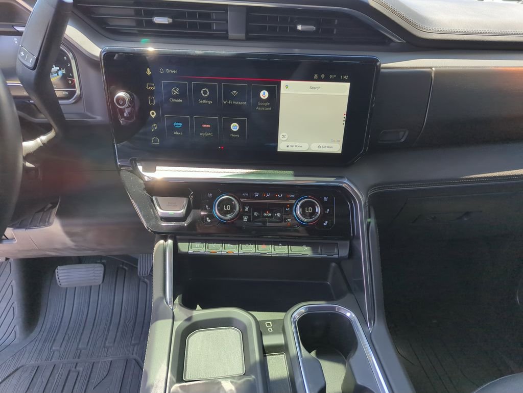 Used 2024 Silver GMC Denali image 24