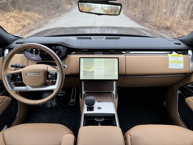New 2026 Charente Grey Land Rover SE image 21