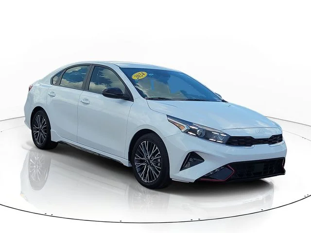 Used 2024  Kia GT-Line image 3