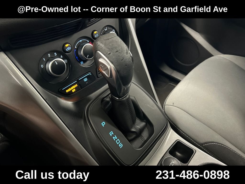 Used 2016 Silver Ford SE image 25