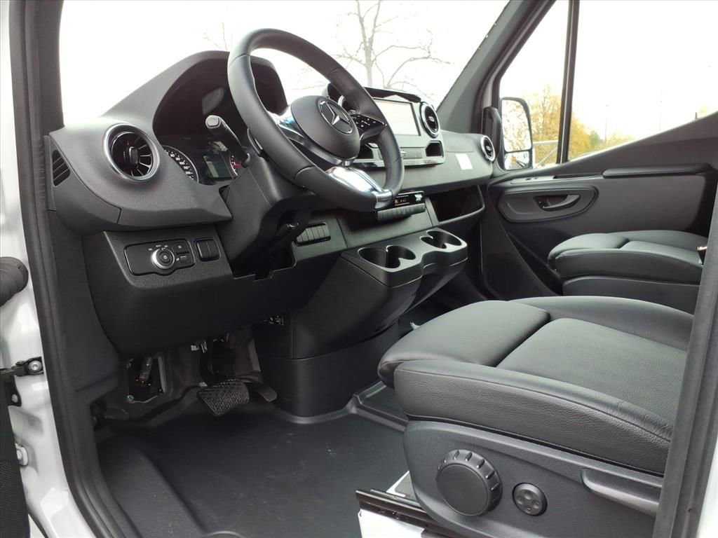 2025 Mercedes-Benz Sprinter Cargo Van Base - Photo 31