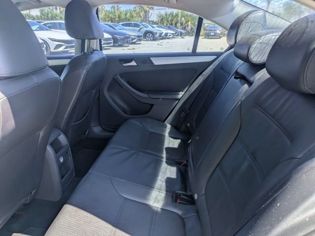 Used 2014 Black Volkswagen 1.8T SE image 12