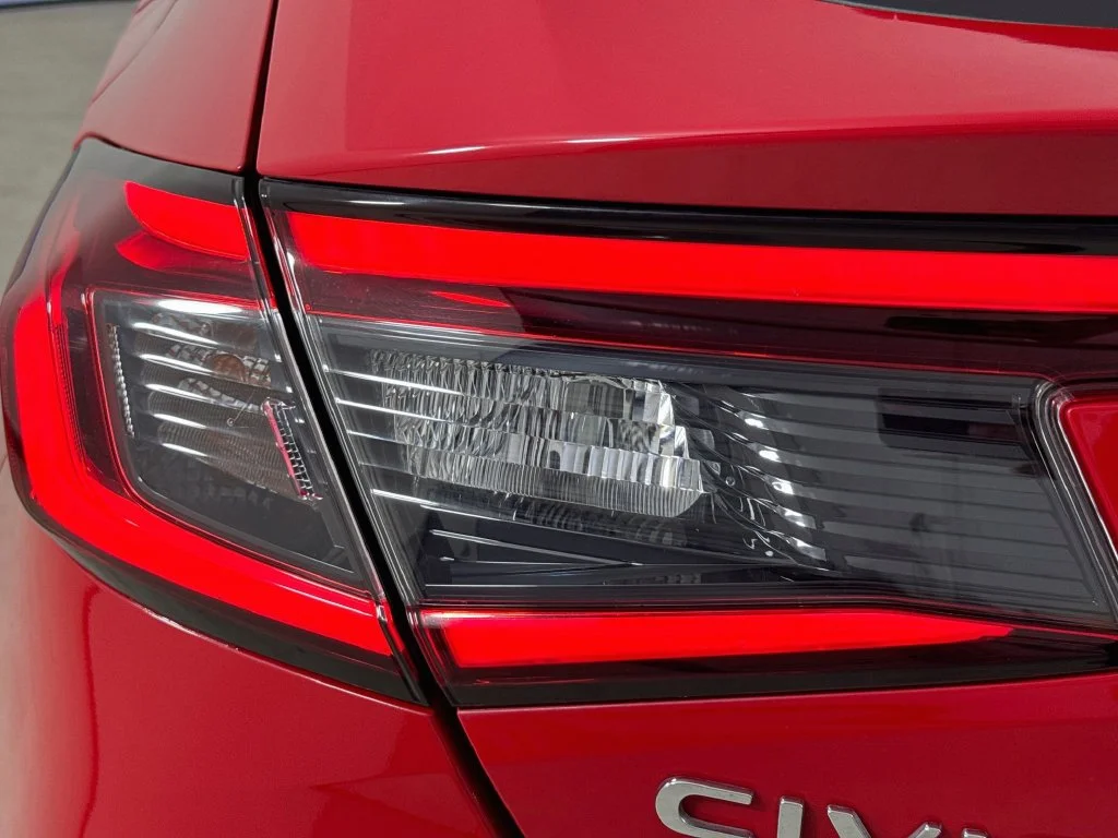 Certified Used 2022 Rallye Red Honda EX-L image 34