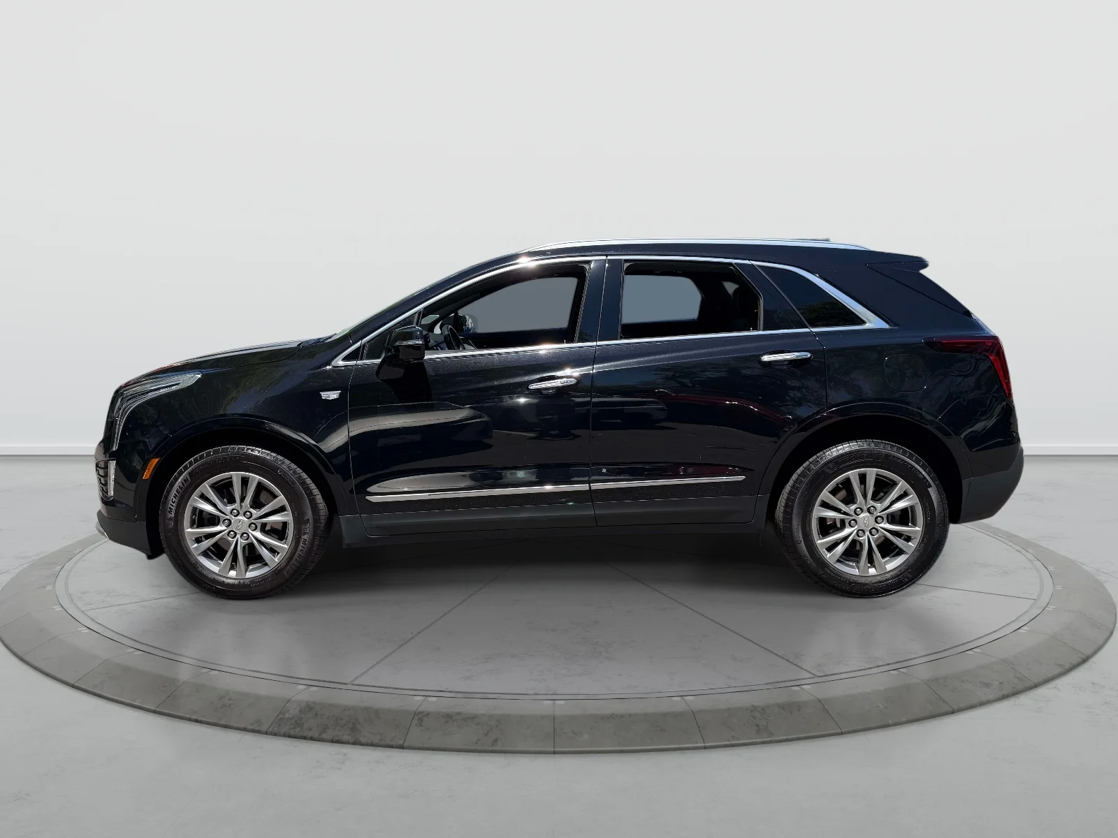2023 Cadillac XT5 Premium Luxury - Photo 4