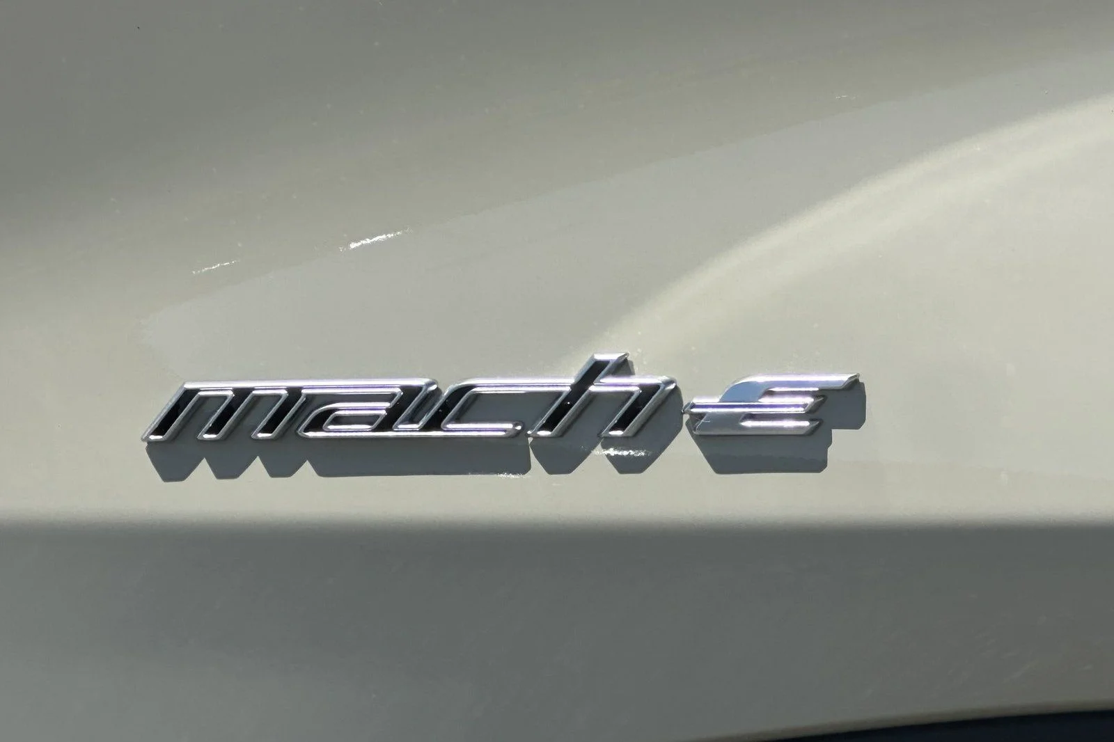 New 2026 Desert Sand Ford Select image 26
