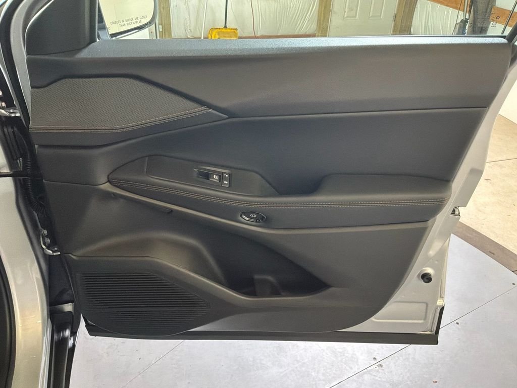 New 2026 Silver Zynith Clearcoat Jeep Limited image 22
