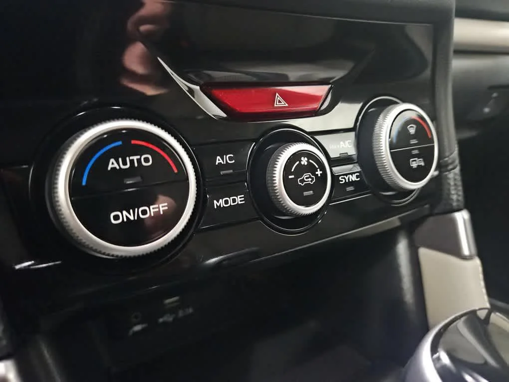Used 2023 Magnetite Gray Metallic Subaru Limited image 18