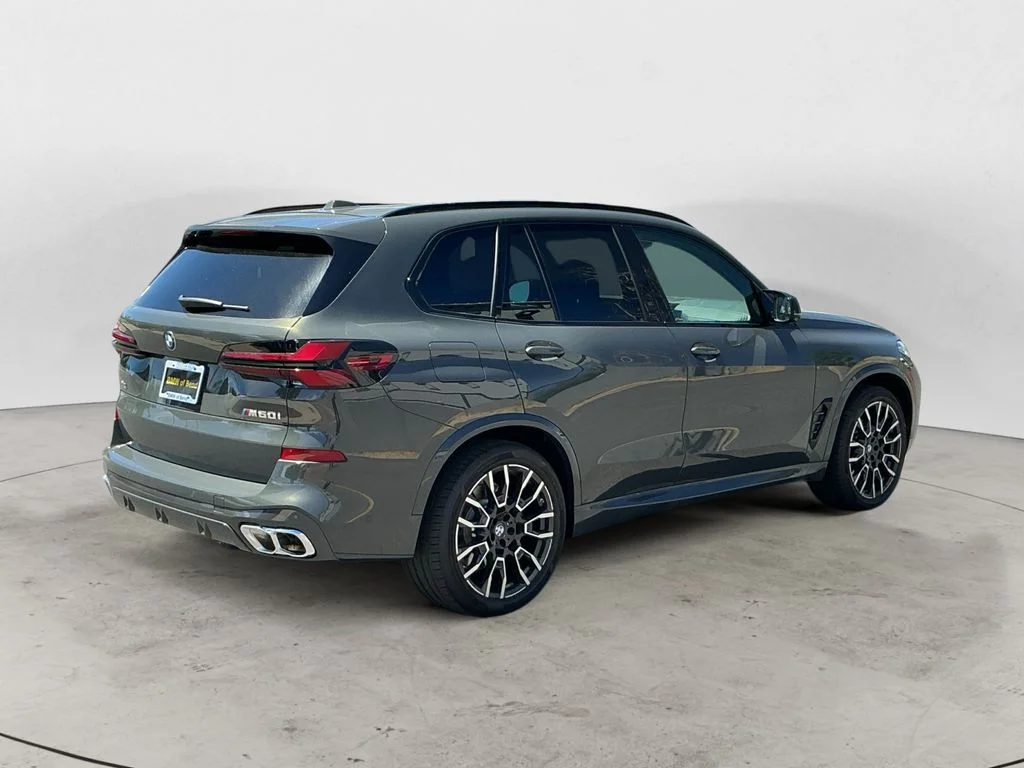2026 BMW X5 M60i - Photo 7
