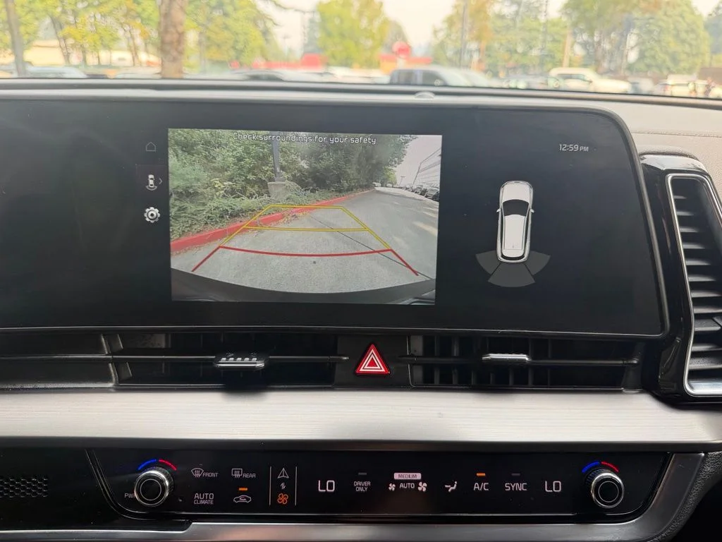 Certified Used 2025 Snow White Pearl Kia EX image 18