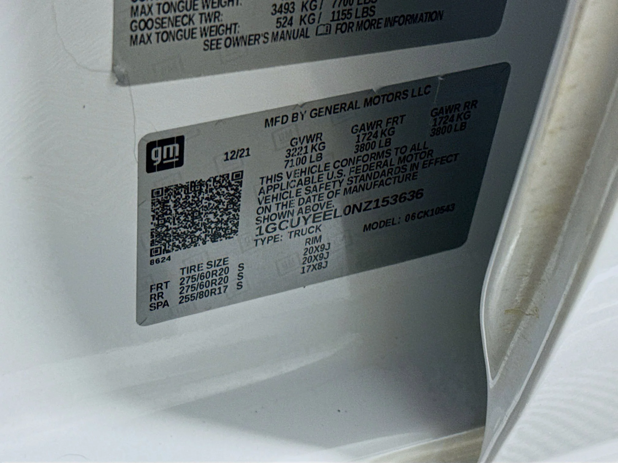 Used 2022 Summit White Chevrolet RST image 36