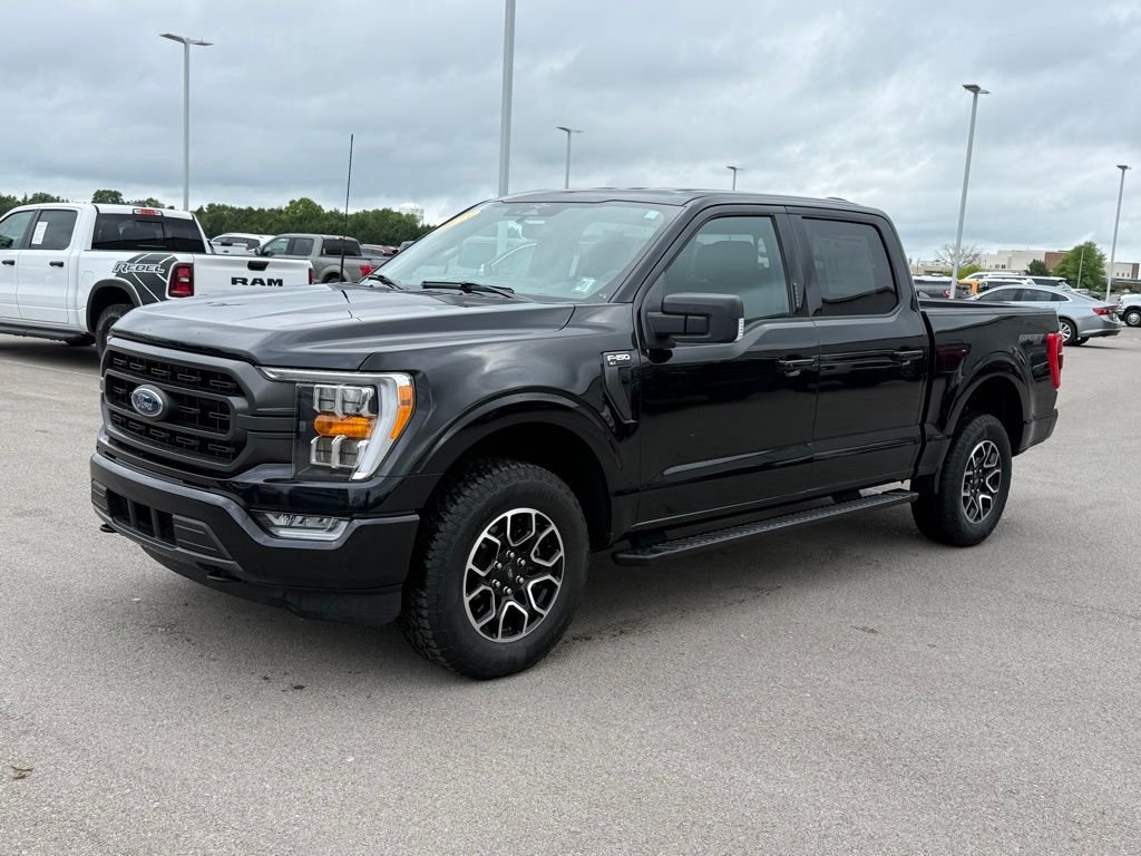 Used 2023 Black Ford XLT image 40