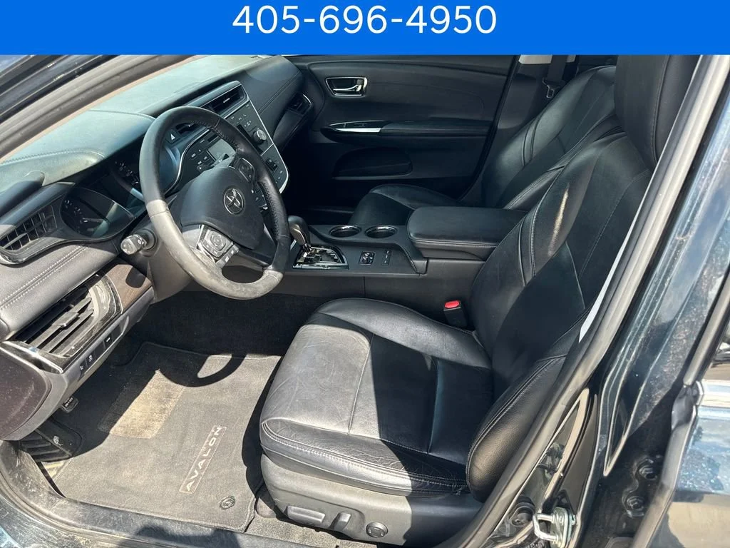 Pre-Owned 2017 Toyota Avalon XLE