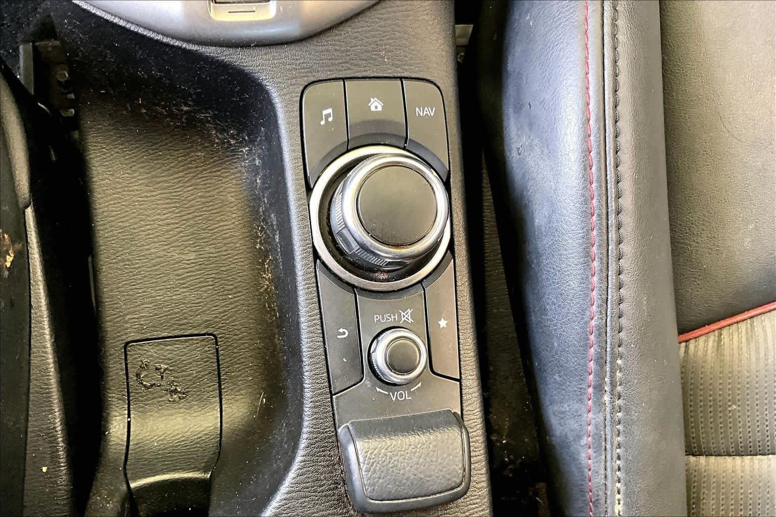 Used 2016 Ceramic Silver Metallic Mazda Touring image 33