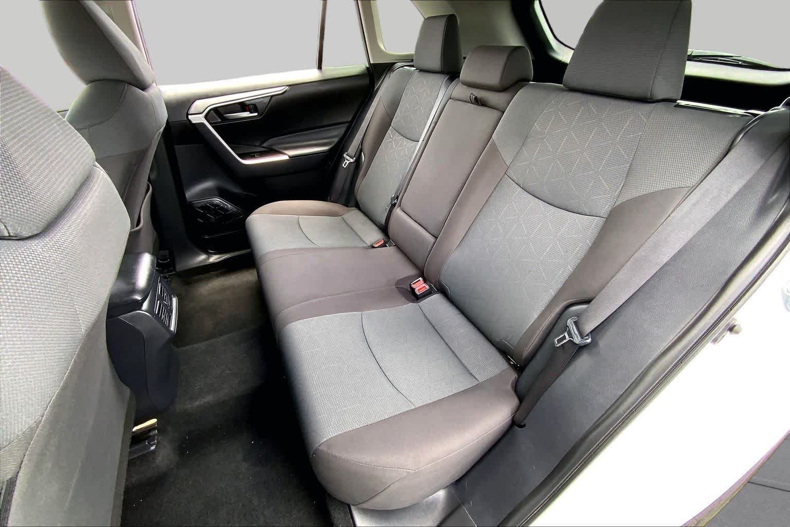 Used 2025 Ice Cap Toyota XLE image 20