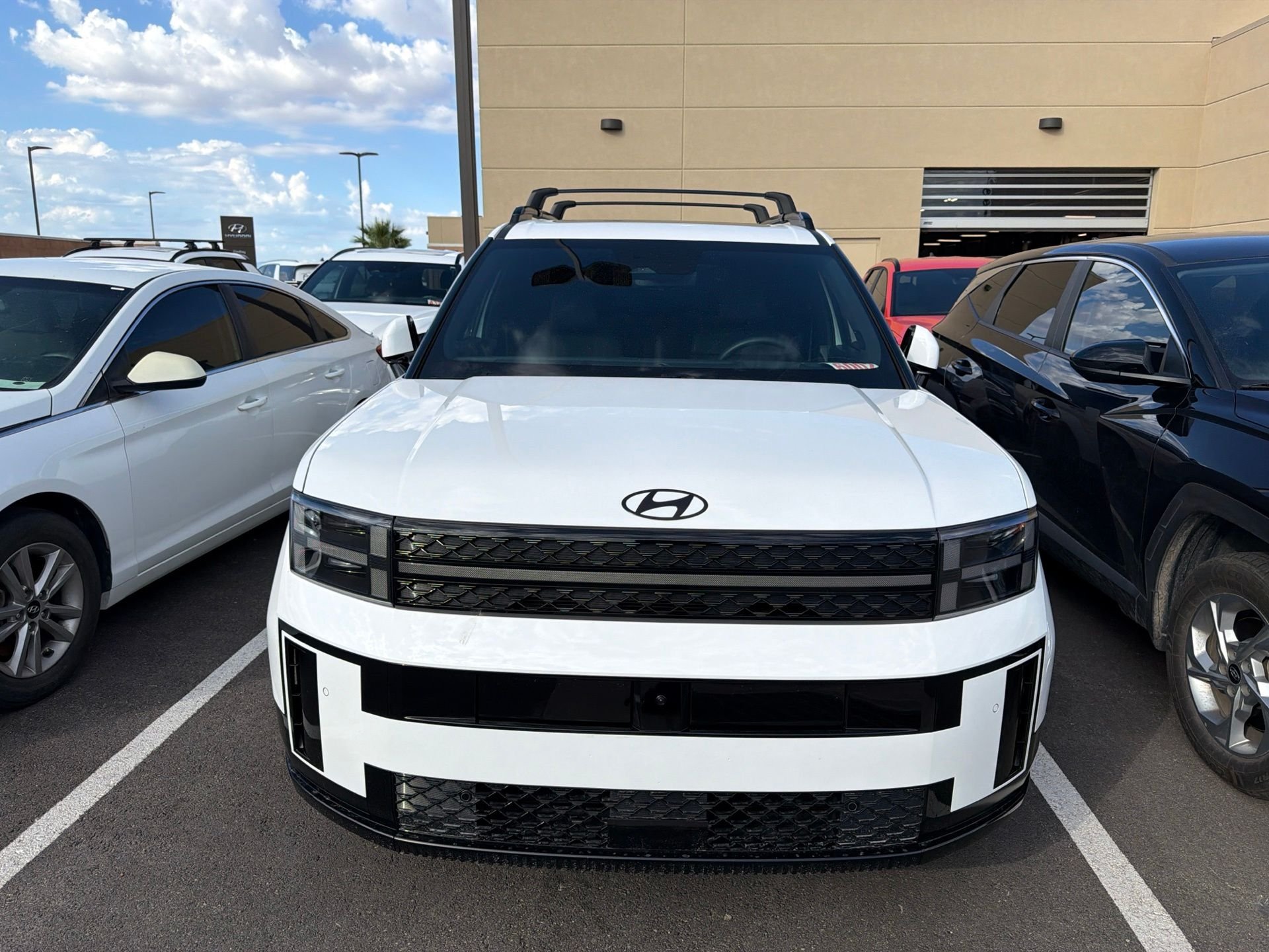 Used 2026 White Hyundai Calligraphy image 2