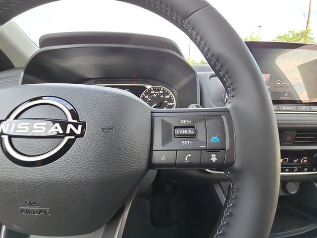 New 2026 Everest White Pearl TriCoat Nissan Dark Armor™ image 12