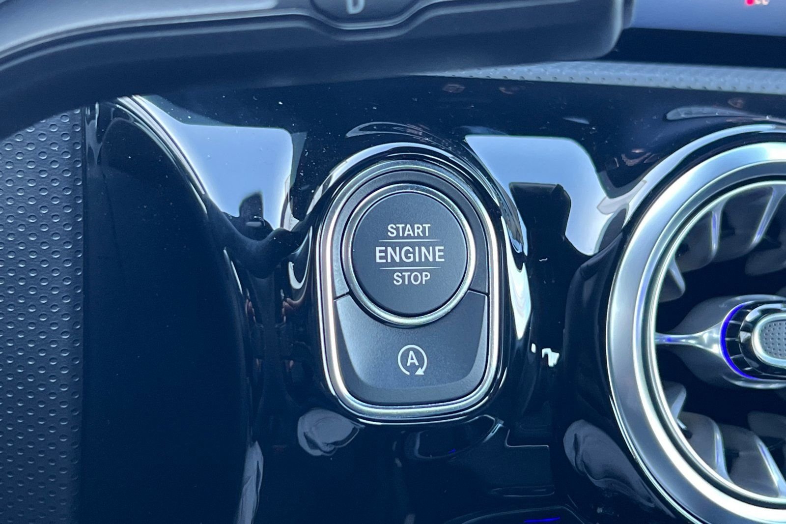 New 2026 Polar White Mercedes-Benz 250 image 23