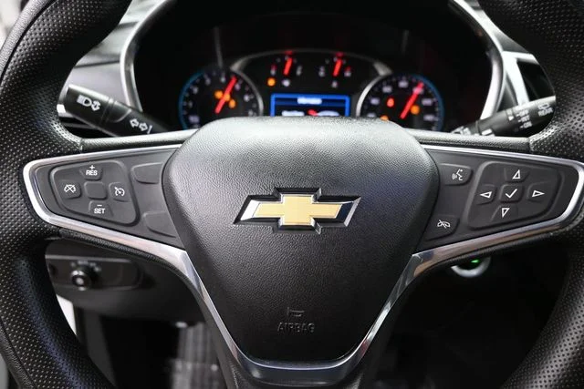Used 2019 White Chevrolet LT image 17