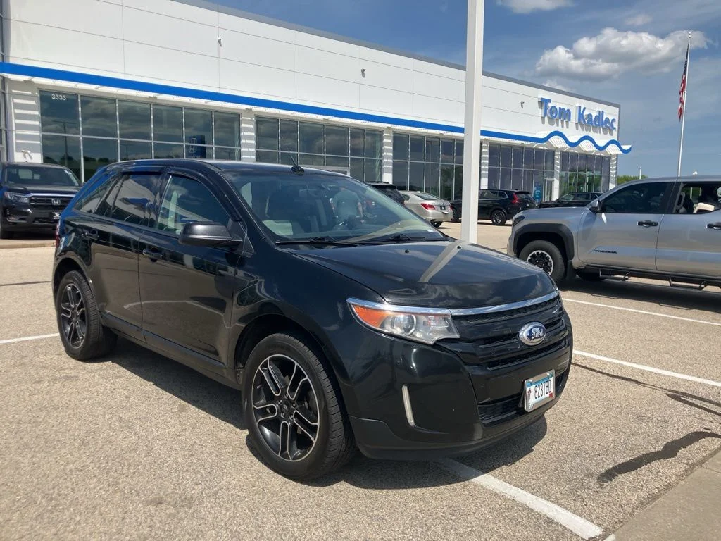 Used 2013 Black Ford SEL image 2