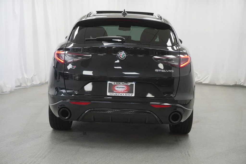 Used 2024 Black Alfa Romeo Veloce image 13