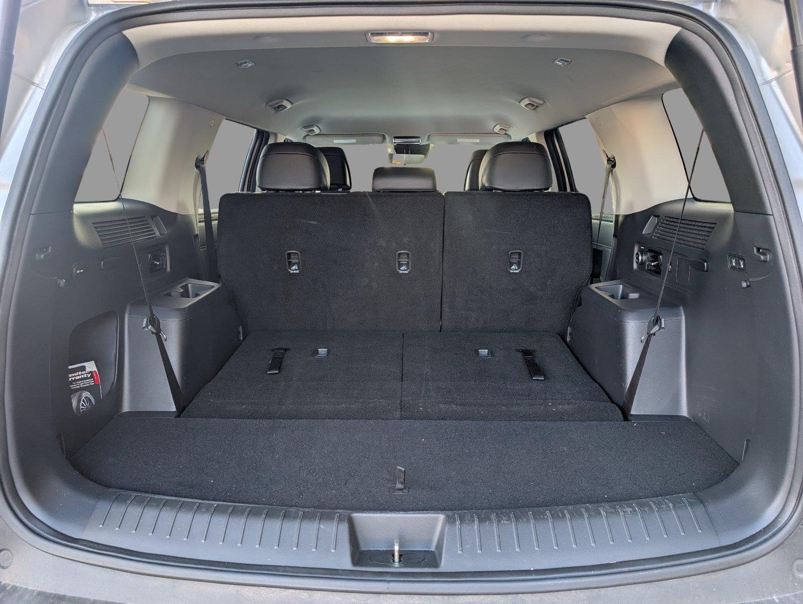 Used 2026 Shimmering Silver Hyundai SEL image 5