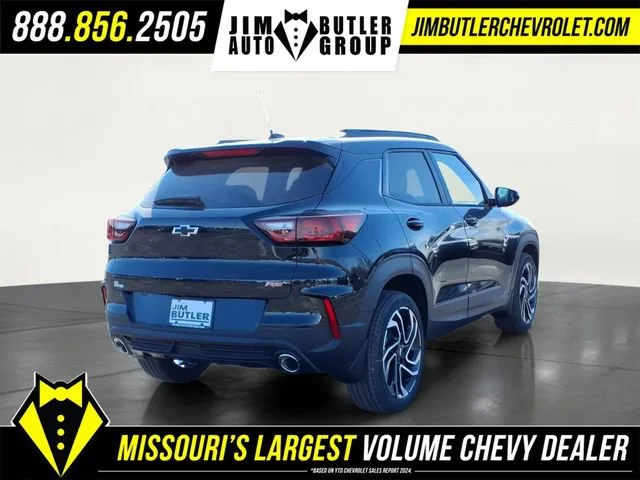 New 2026 Mosaic Black Metallic Chevrolet RS image 4