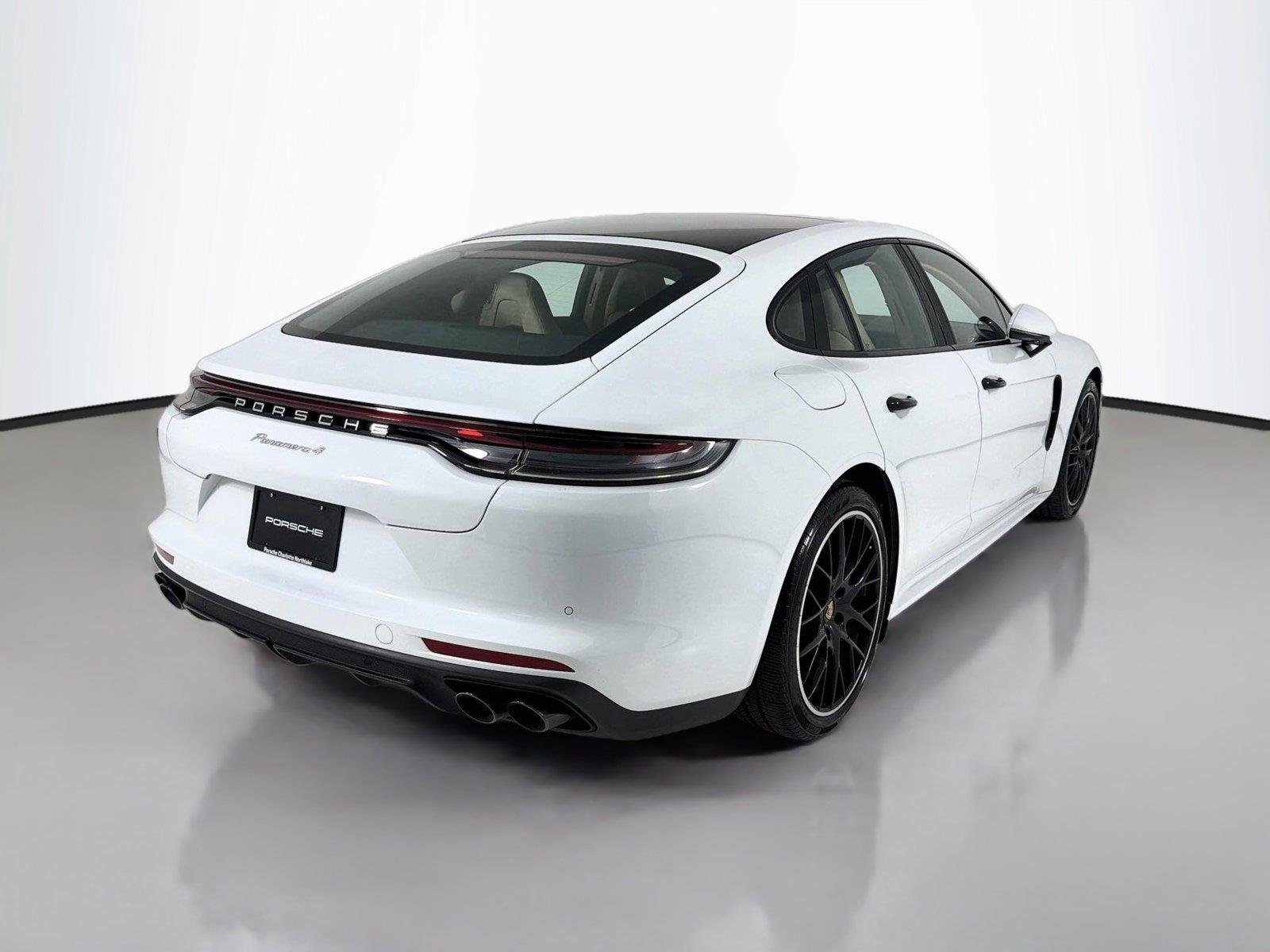 Used 2022 Carrara White Metallic Porsche 4 image 28