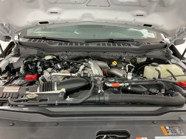 New 2026 Oxford White Ford XLT image 34
