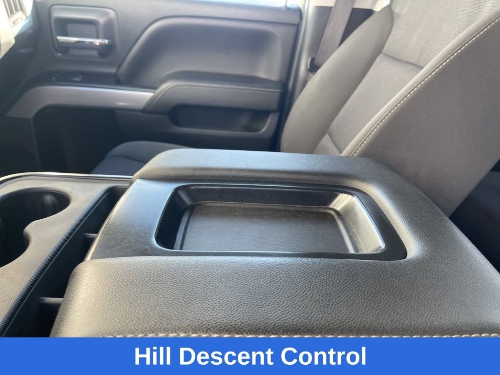 Used 2018 White Chevrolet LT image 20