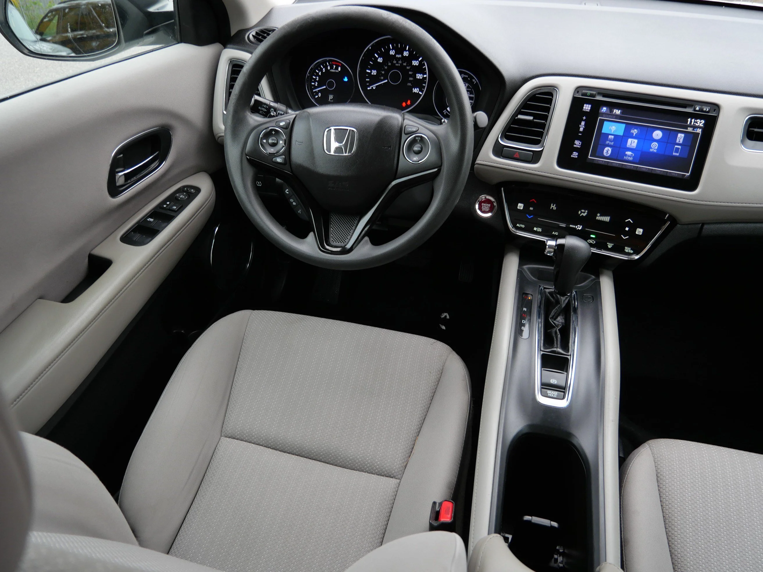 Used 2016 White Orchid Pearl Honda EX image 9