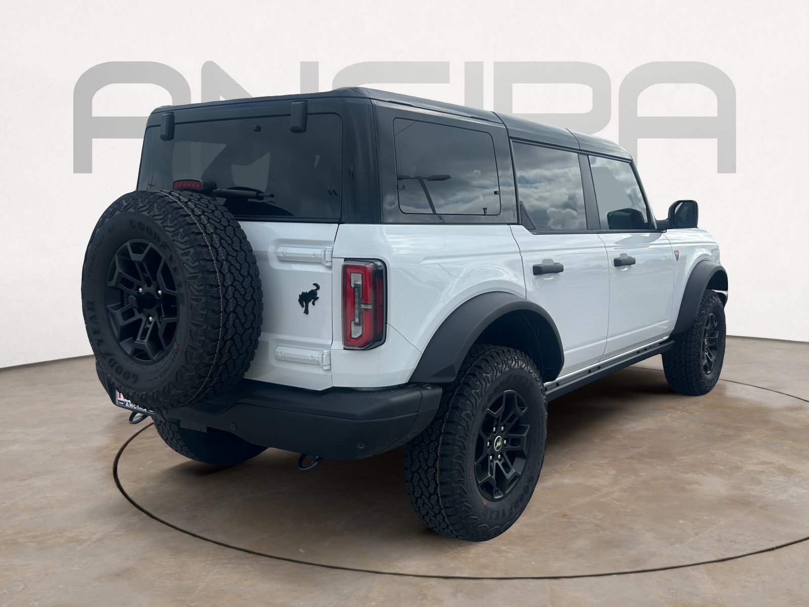 New 2026 Oxford White Ford Badlands image 9