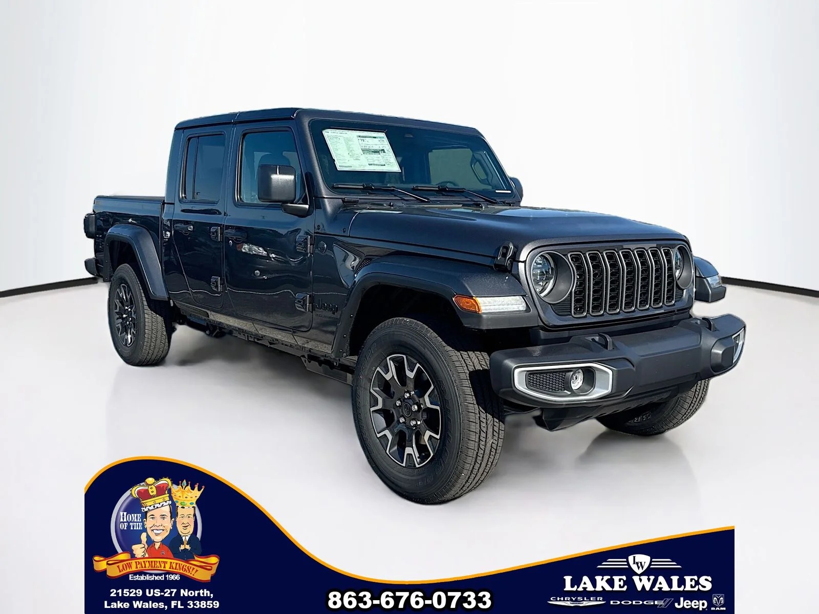 New 2026 Granite Crystal Metallic Clear-Coat Exterior Paint Jeep Sahara image 1