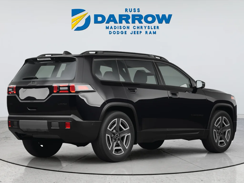 New 2026 Diamond Black Crystal Pearl-Coat Exterior Paint Jeep Overland image 3