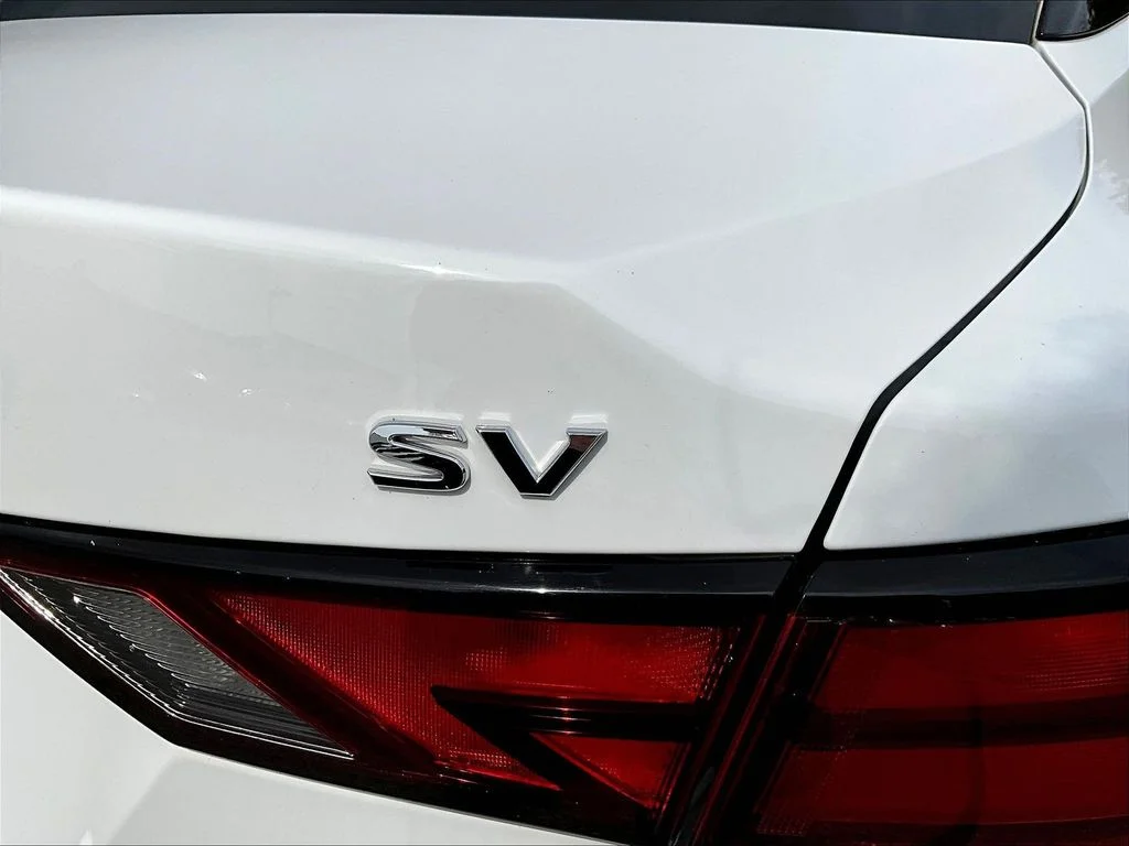 Used 2023 White Nissan SV image 26