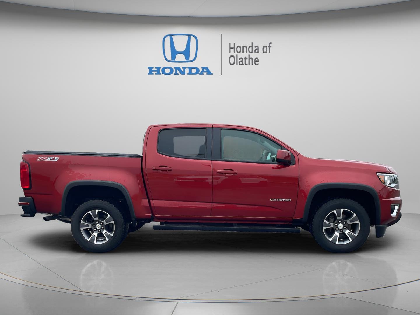 Used 2016 Chevrolet Colorado Z71 with VIN 1GCGTDE31G1377568 for sale in Kansas City