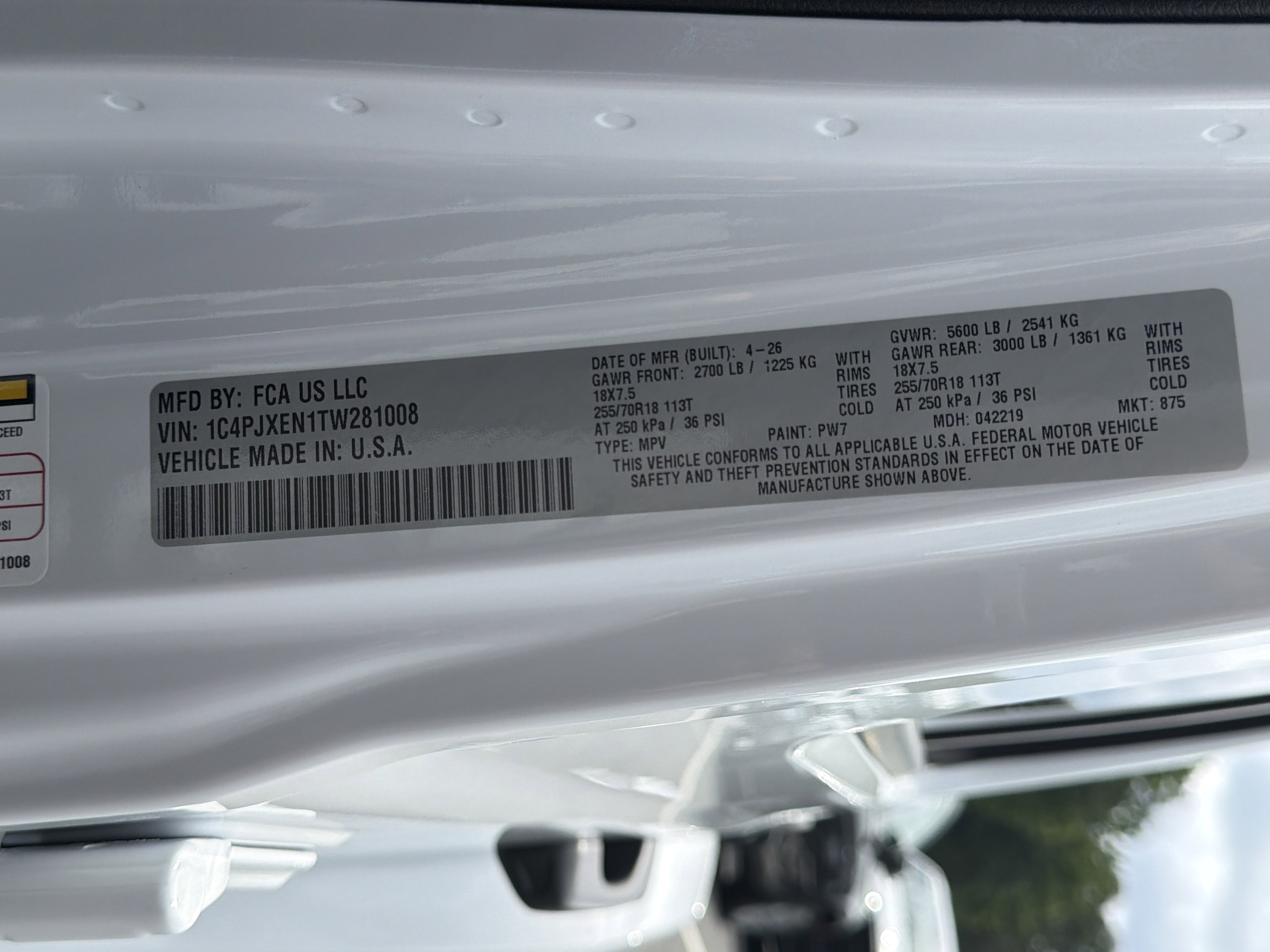 New 2026 Bright White Clear-Coat Exterior Paint Jeep Sahara image 38