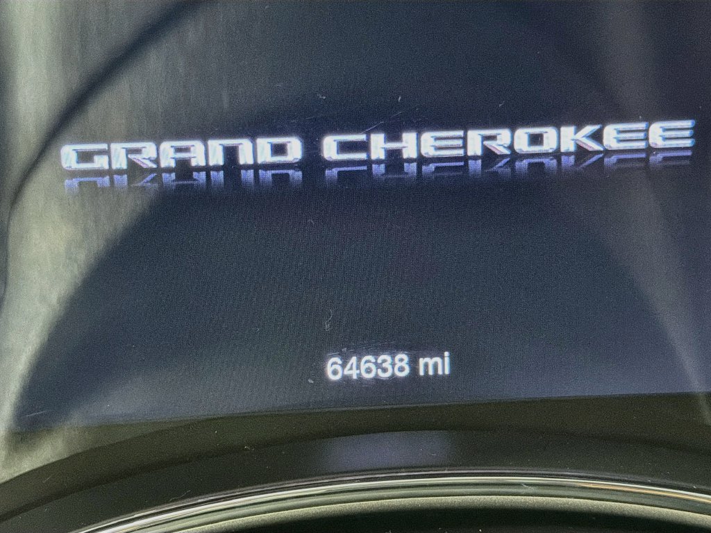 Used 2021 Gray Jeep Laredo X image 12