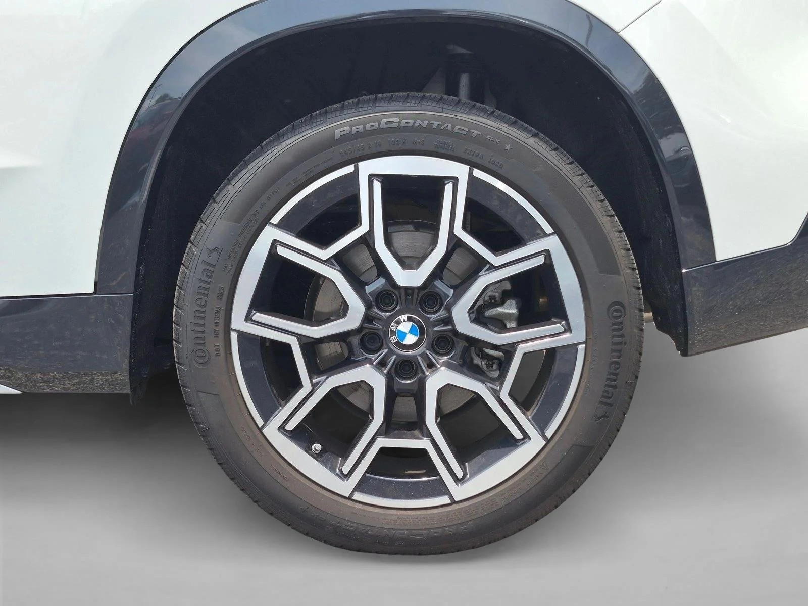 Used 2026 Alpine White BMW xDrive28i image 23