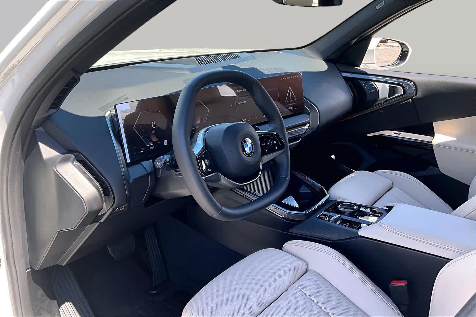 Used 2026 Alpine White BMW 30 xDrive image 16