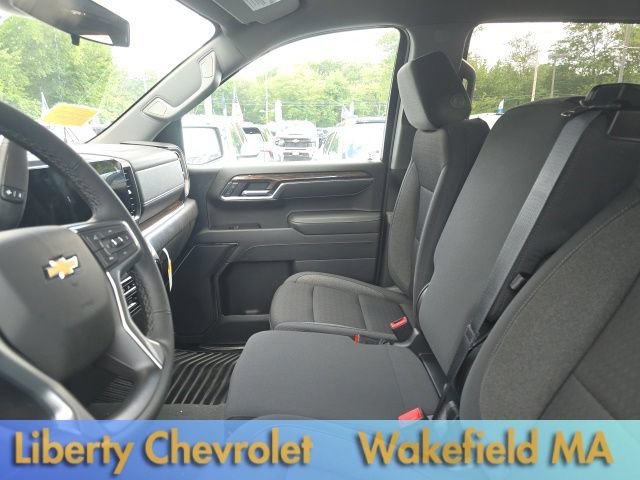 New 2026 Summit White Chevrolet LT (2FL) image 12