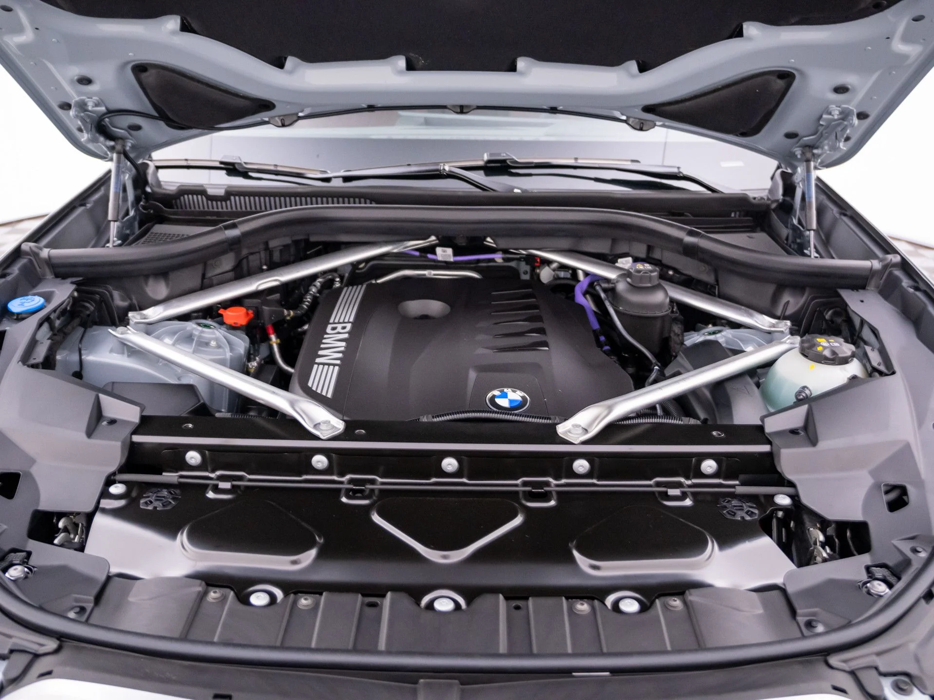 New 2026 Gray BMW xDrive40i image 26