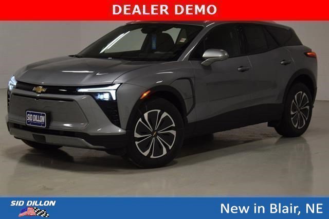 New 2025 Sterling Gray Metallic Chevrolet LT image 1