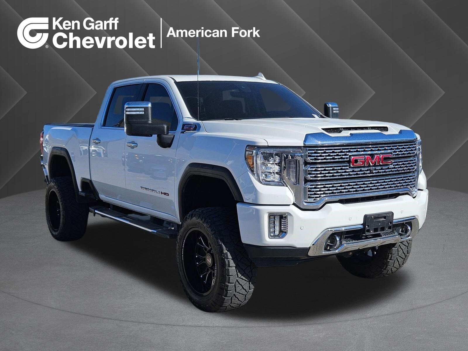 2020 GMC Sierra 4WD Crew Cab Standard Box Denali's photo