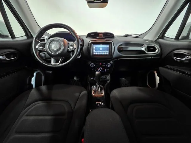 Used 2021 Silver Jeep Latitude image 14